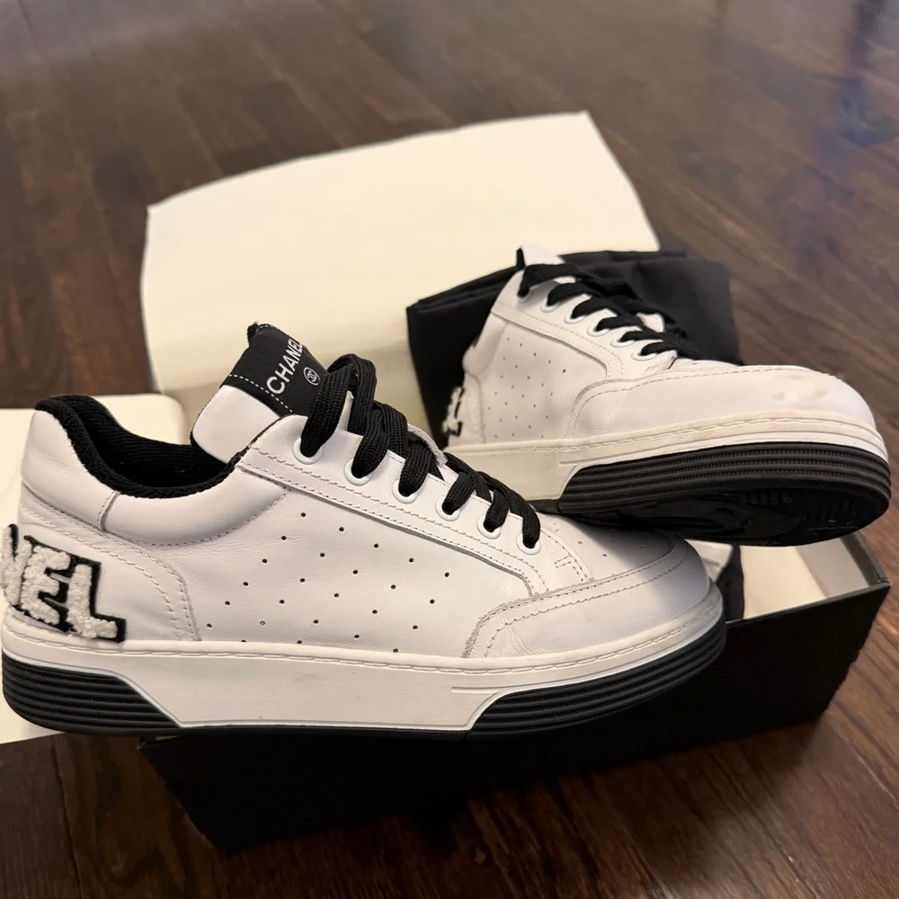 CHANEL Women’s Black and White Leather Sneakers - size 37 - Picture 1 of 8